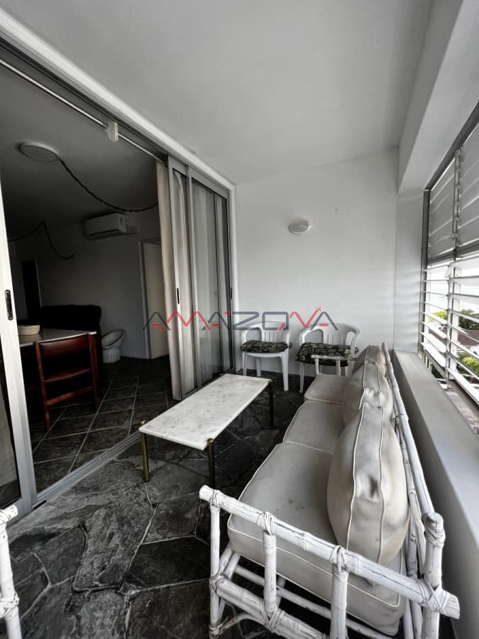 2 dormitorios, garaje, balcon, wifi, mucama diaria.