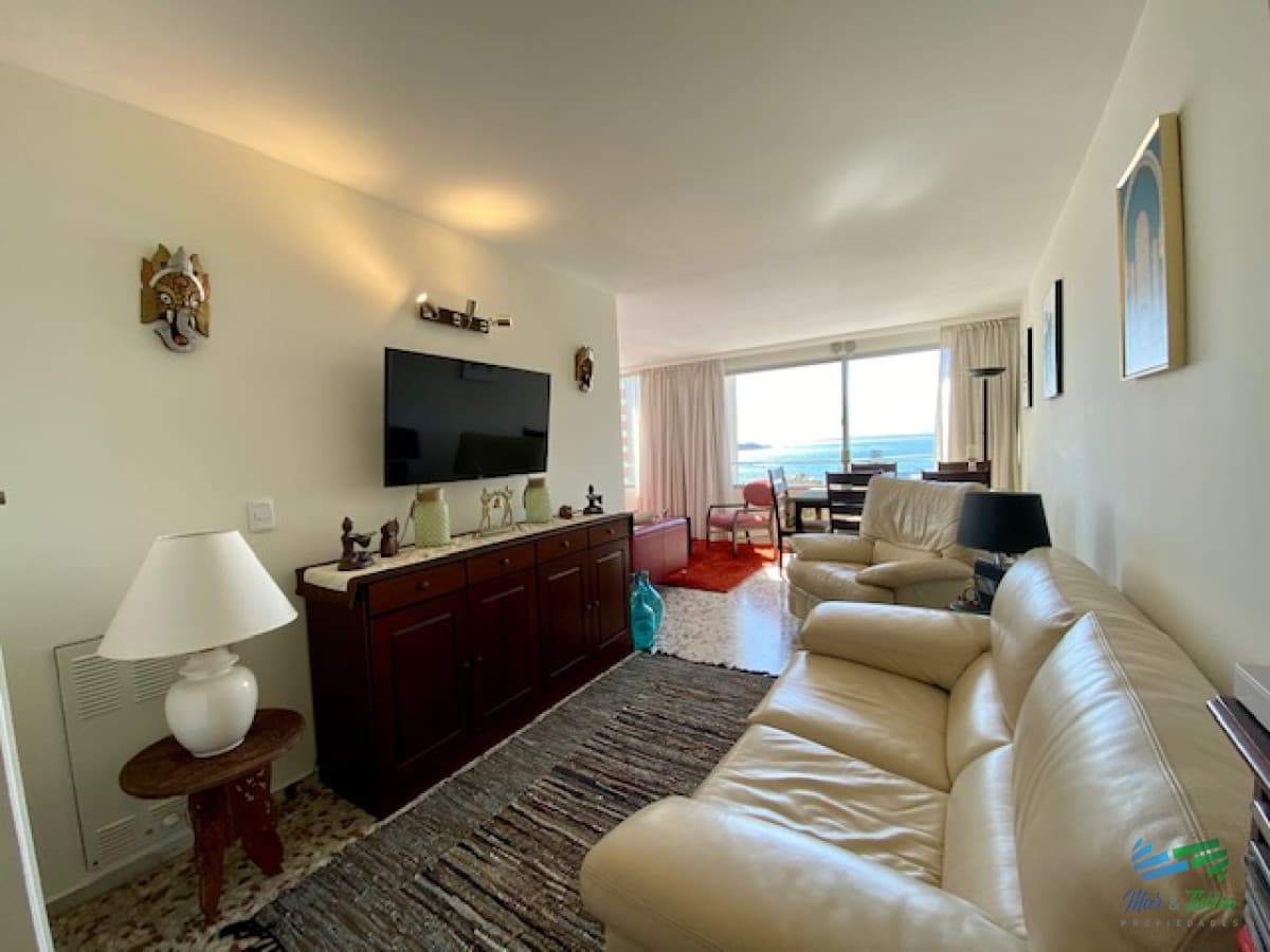 Apartamento en Punta del Este, Península, dos dormitorios, con gran vista