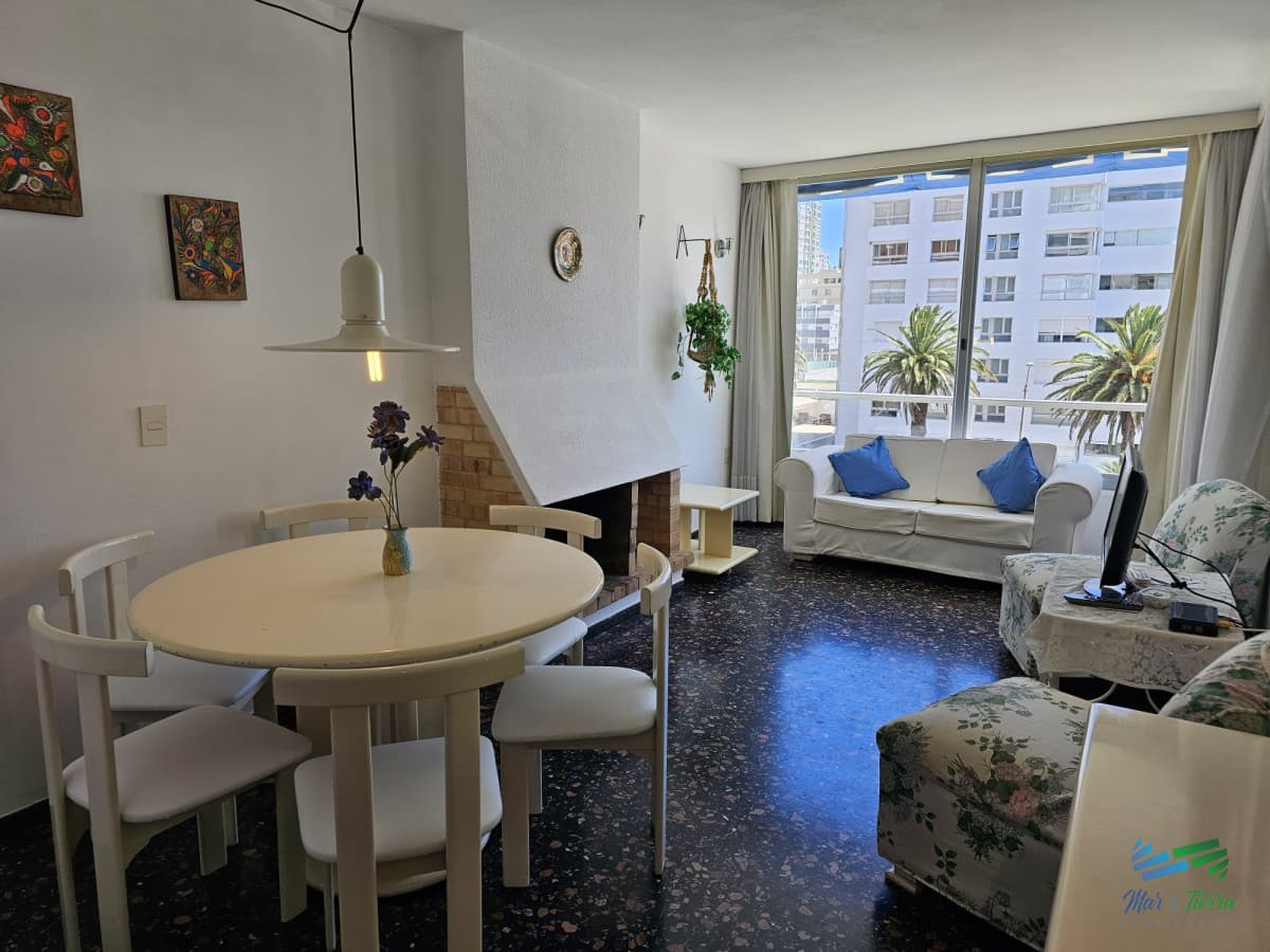 VENTA APARTAMENTO 2 DORMITORIOS DISPONIBLE PENÍNSULA, PUNTA DEL ESTE