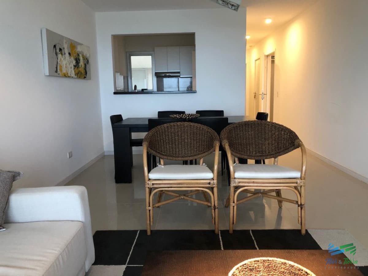 Vendo departamento 3 dormitorios con vista al mar, primera linea, Brava, Rincon del Indio, Punta del Este.