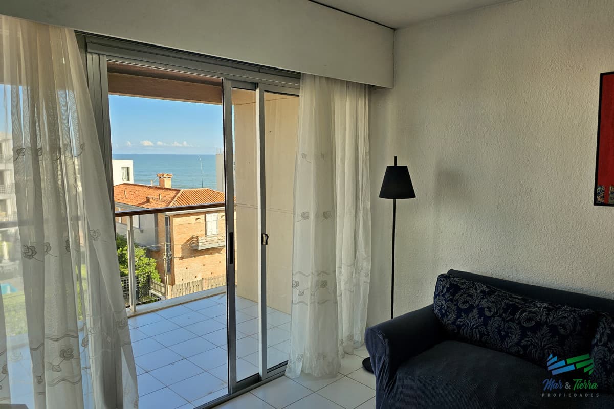Apartamento en Peninsula, 2 dormitorios *