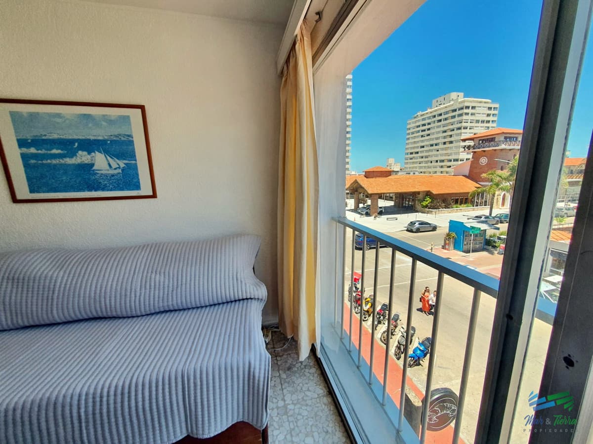 APARTAMENTO EN PENÍNSULA, DOS DORMITORIOS, DISPONIBLE ALQUILER INVERNAL