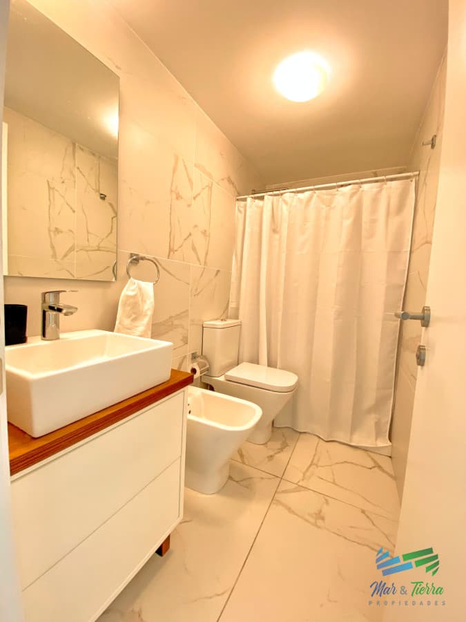 APARTAMENTO MONOAMBIENTE EN VENTA, MODERNO, EDIFICIO FULL AMENITIES, PUNTA DEL ESTE