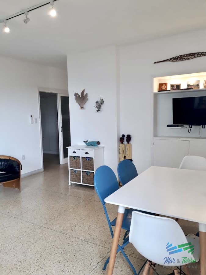 Oportunidad en venta con vista al mar, totalmente reciclado