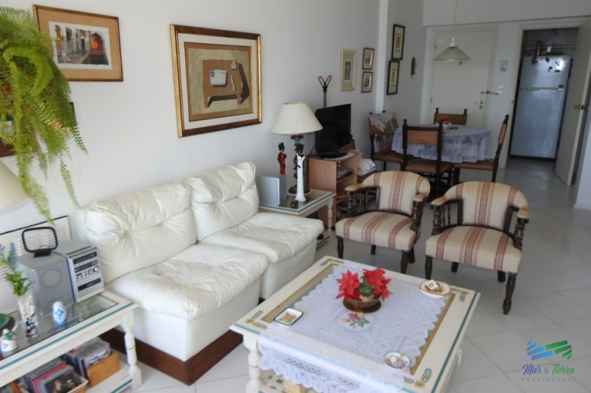 Oportunidad en venta Apartamento en piso alto, con vista franca al mar!!!,