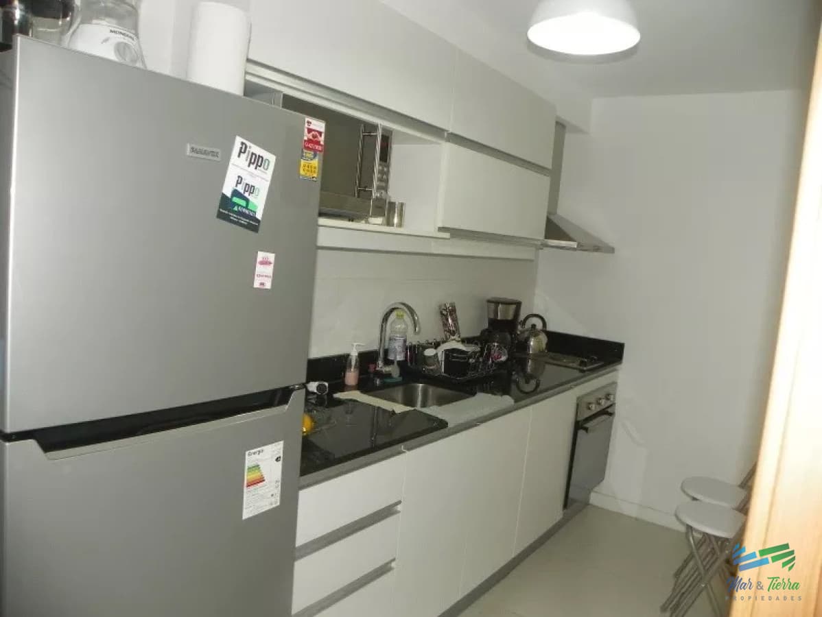 Apartamento en edificio con excelentes servicios en venta, zona Roosevelt, Punta del Este