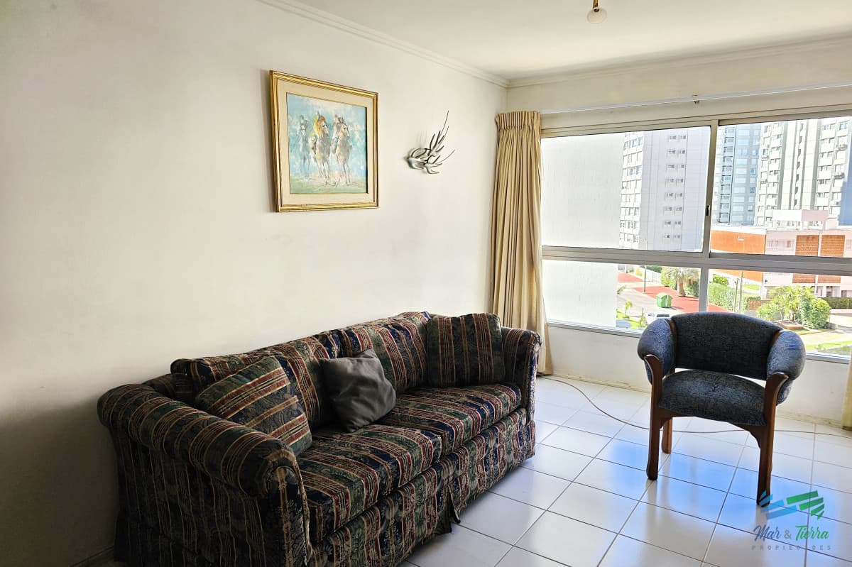 APARTAMENTO DISPONIBLE EN ALQUILER INVERNAL, 1 DORMITORIO Y MEDIO, AIDY GRILL. EDIFICIO CON SERVICIOS!!L