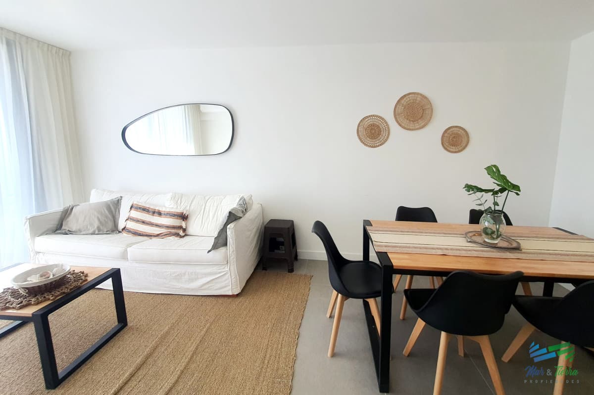 ALQUILER DE VERANO DISPONIBLE 2026, 1 DORMITORIO Y MEDIO, FULL AMENITIES, PUNTA DEL ESTE!