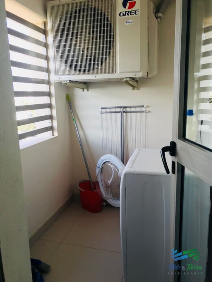 Apartamento de 3 dormitorios en Venta. Ave. Roosevelt, Punta Del Este