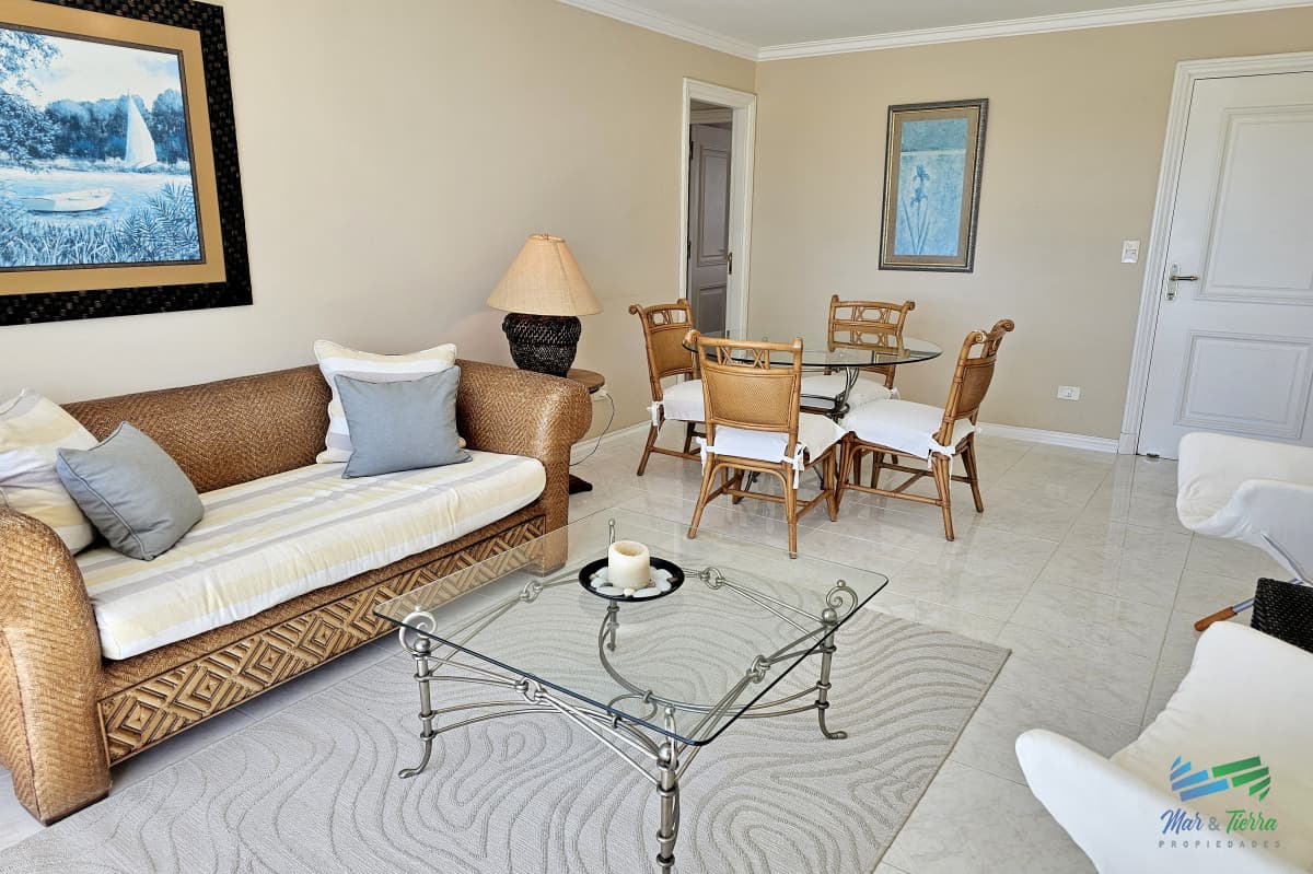 Apartamento en Alquiler y Venta, playa mansa- Punta del Este