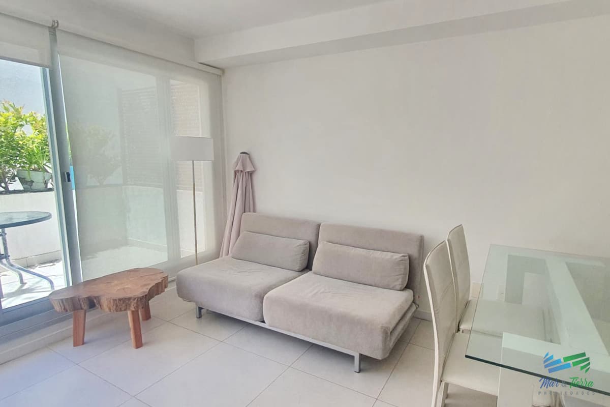En venta apartamento 1 dormitorio con piscina en Peninsula, Punta del Este