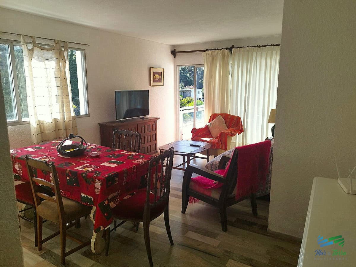 Venta de apartamento 2 dormitorios 2 baños sobre Avenida Roosevelt Punta del Este