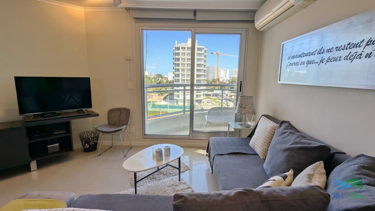 Alquiler apartamento 2 dormitorios en Ocea Drive Punta del Este