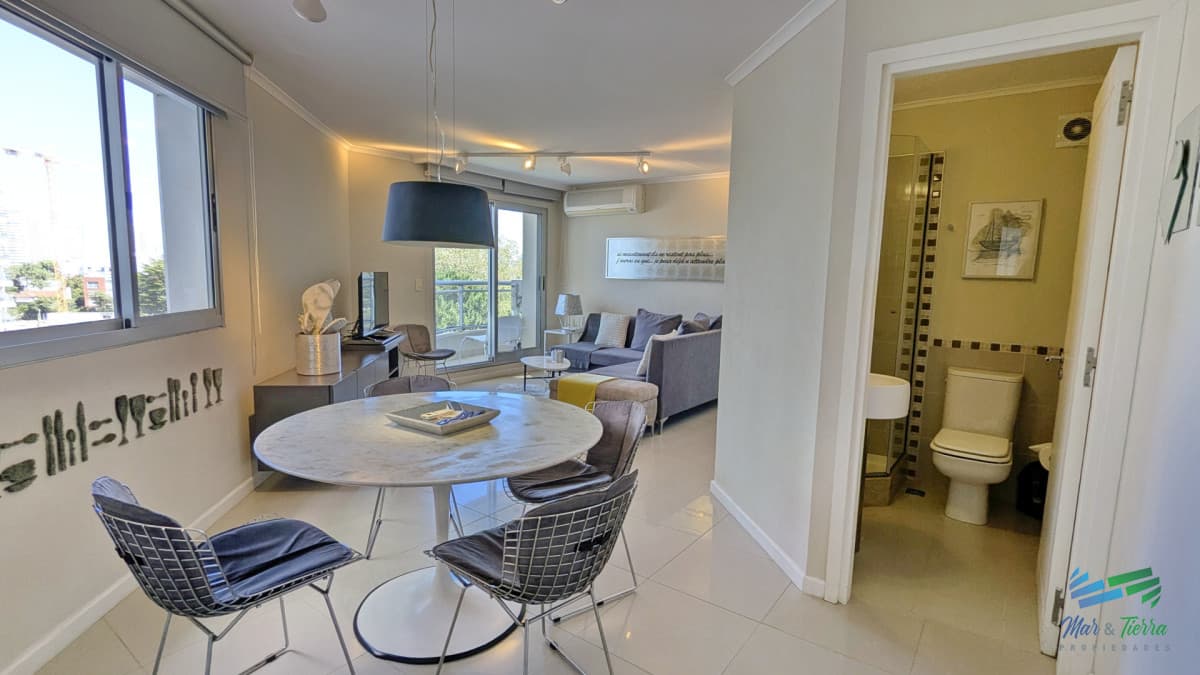 Alquiler apartamento 2 dormitorios en Ocea Drive Punta del Este