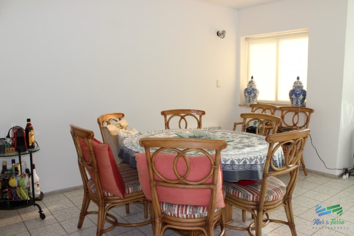 EN VENTA.. PISO ALTO CON VISTA AL PUERTO Y LA BRAVA !! MUY LUMINOSO