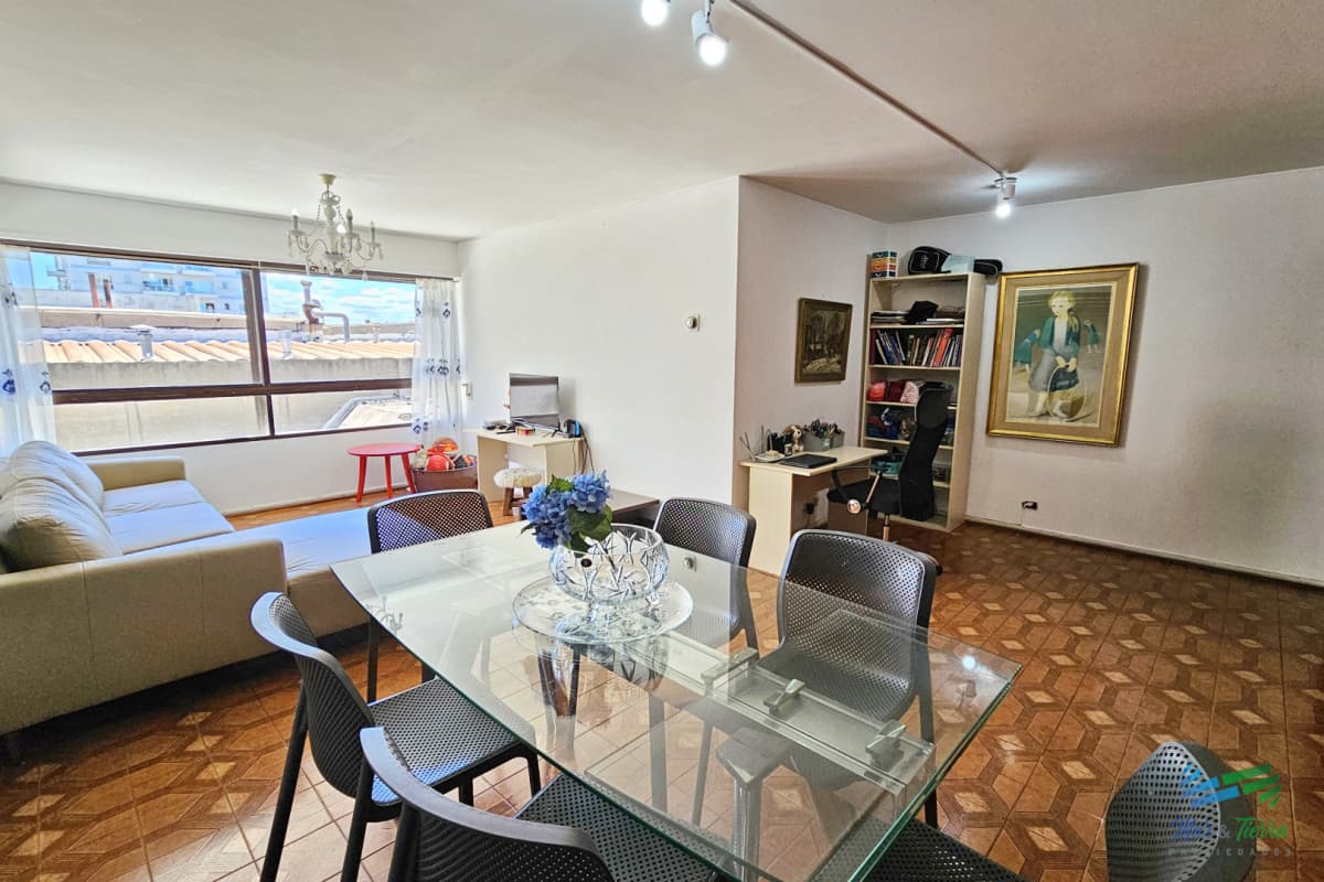 Venta de apartamento con 4 dormitorios 4 baños en la península