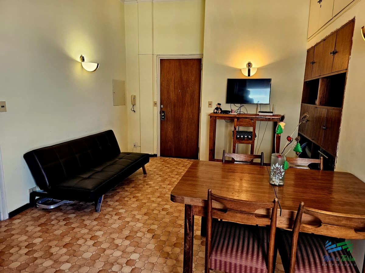 Venta apartamento 1 dormitorio en península de Punta del este a pasos de playa Mansa playa Brava
