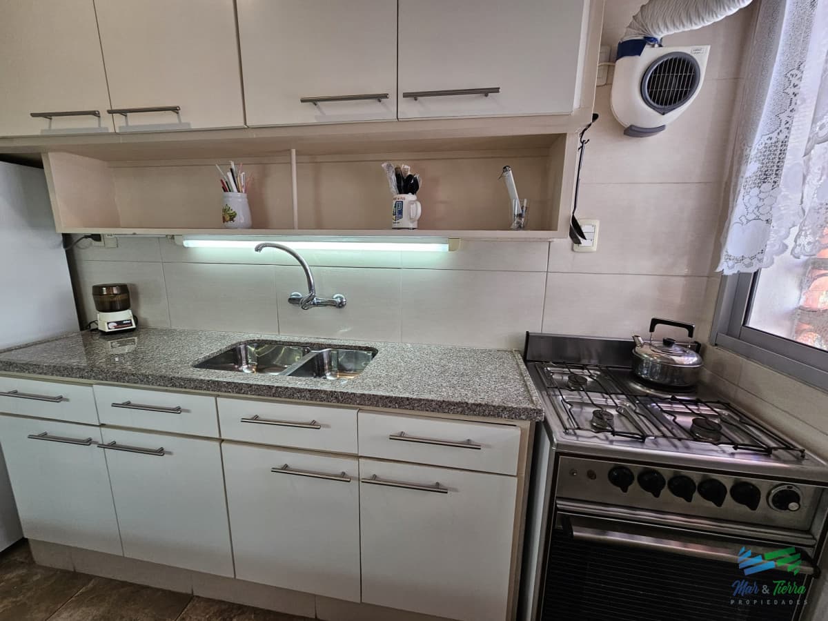VENTA APARTAMENTO 2 DORMITORIOS DISPONIBLE PENÍNSULA, PUNTA DEL ESTE