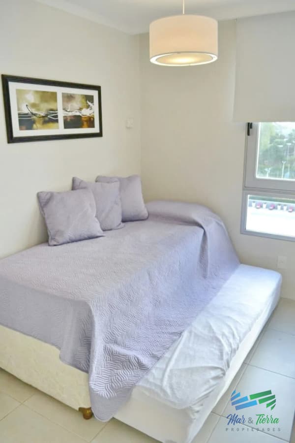 Venta de apartamento de un dormitorio sobre Roosevelt