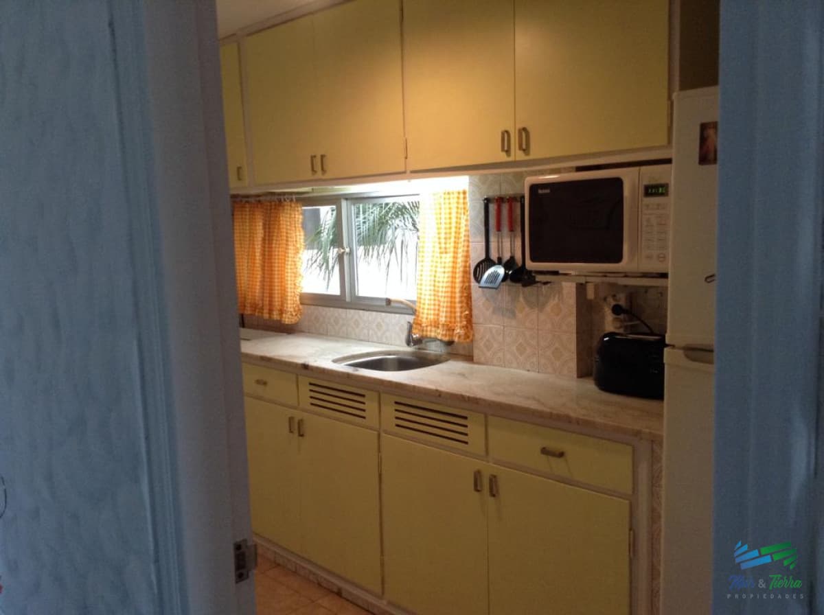 Alquilo apartamento 3 dormitorios en Playa Mansa, Punta del Este
