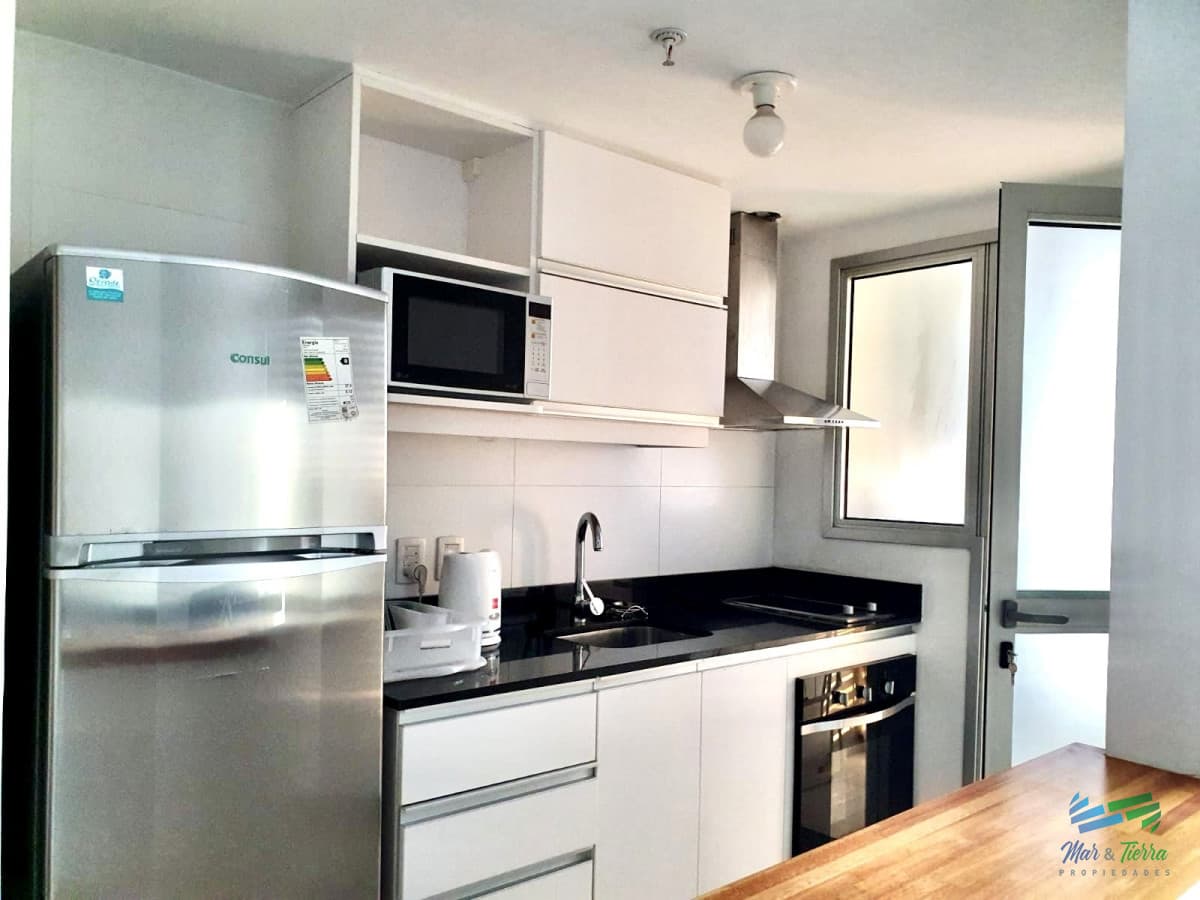 Excelente oportunidad en venta... piso alto .. Roosevelt, Punta del Este