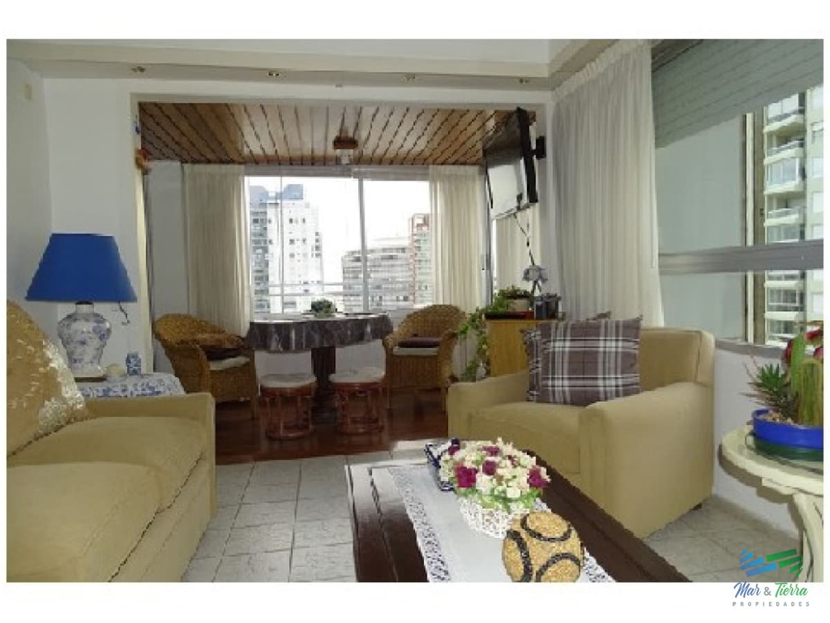Apartamento en Peninsula, 2 dormitorios *
