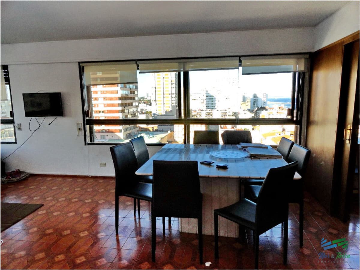 Apartamento en Peninsula, 3 dormitorios *