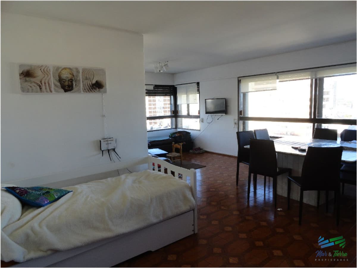 Apartamento en Peninsula, 3 dormitorios *