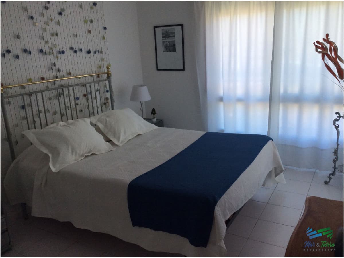 Apartamento en Brava, 2 dormitorios *