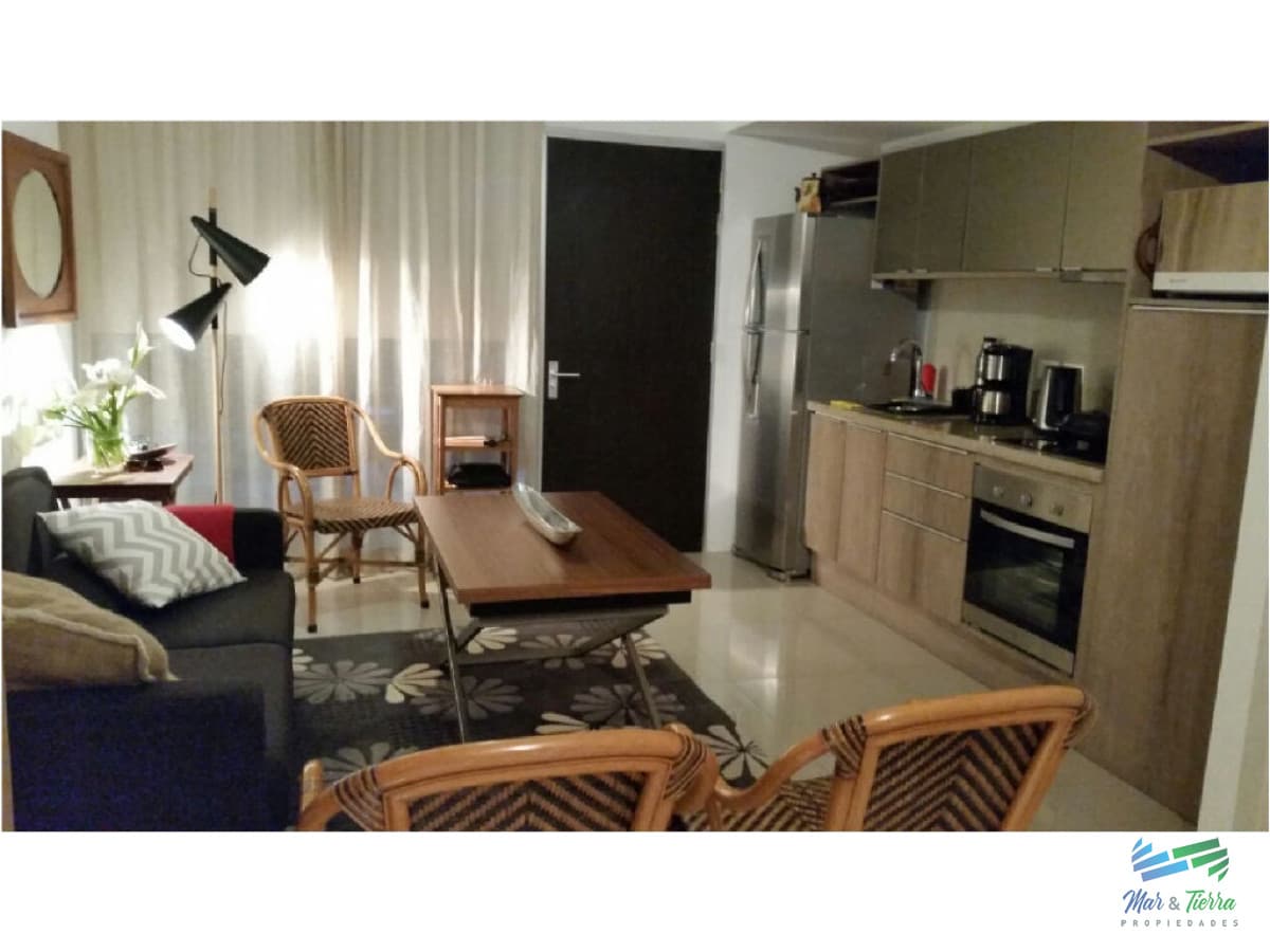 Apartamento nuevo en alquiler, a metros del Puerto.