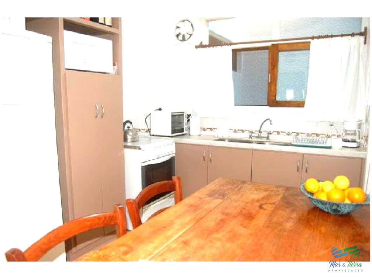MUY LINDO APARTAMENTO EN UNA DE LAS ZONAS MAS TRANQUILAS DE PUNTA DEL ESTE! PRIMERA LINEA.