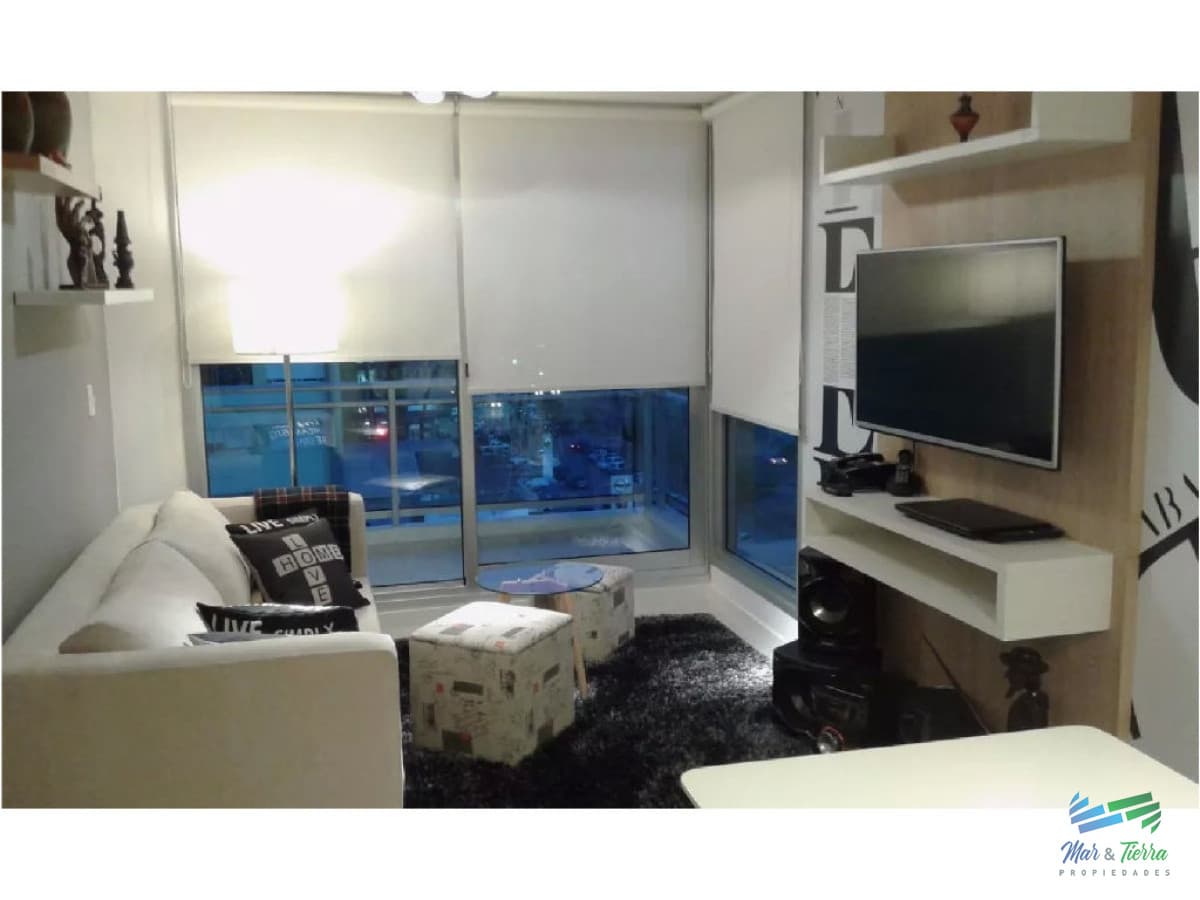 En venta... Apartamento 1 dormitorio en av. Roosevelt, Punta del Este
