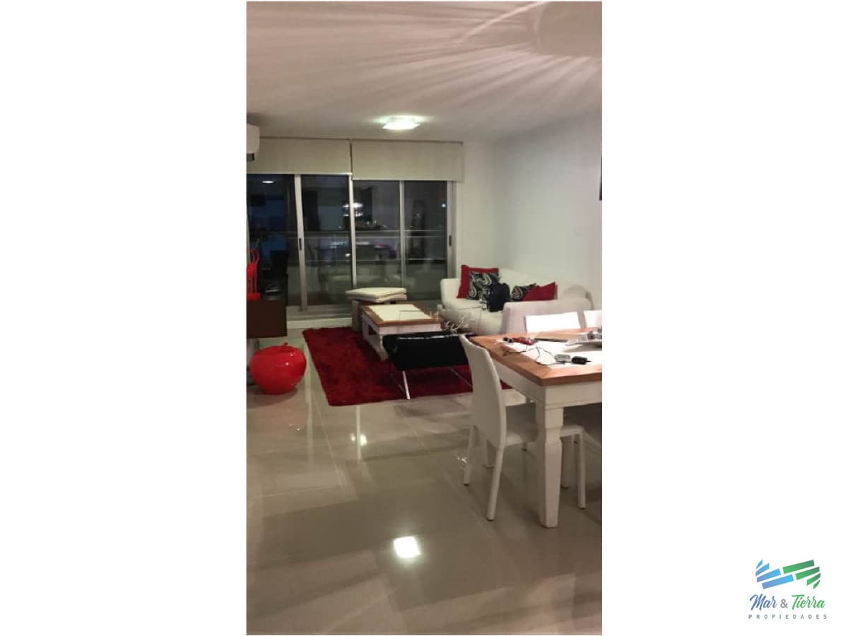 Apartamento en Brava, 3 dormitorios *