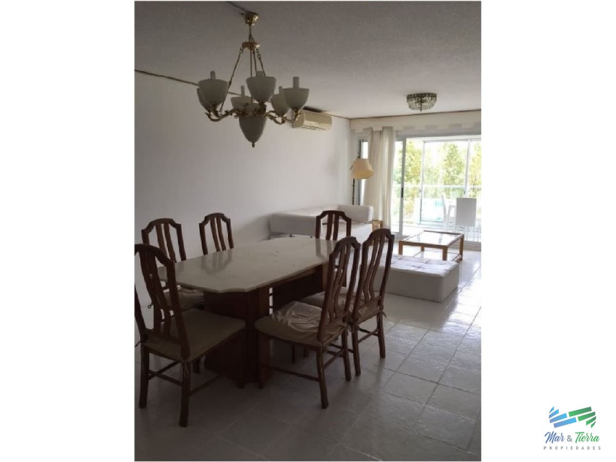 Apartamento en Mansa, 3 dormitorios *
