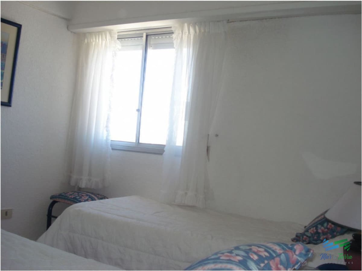 Apartamento en venta en Península, piso alto con vista al mar!!!