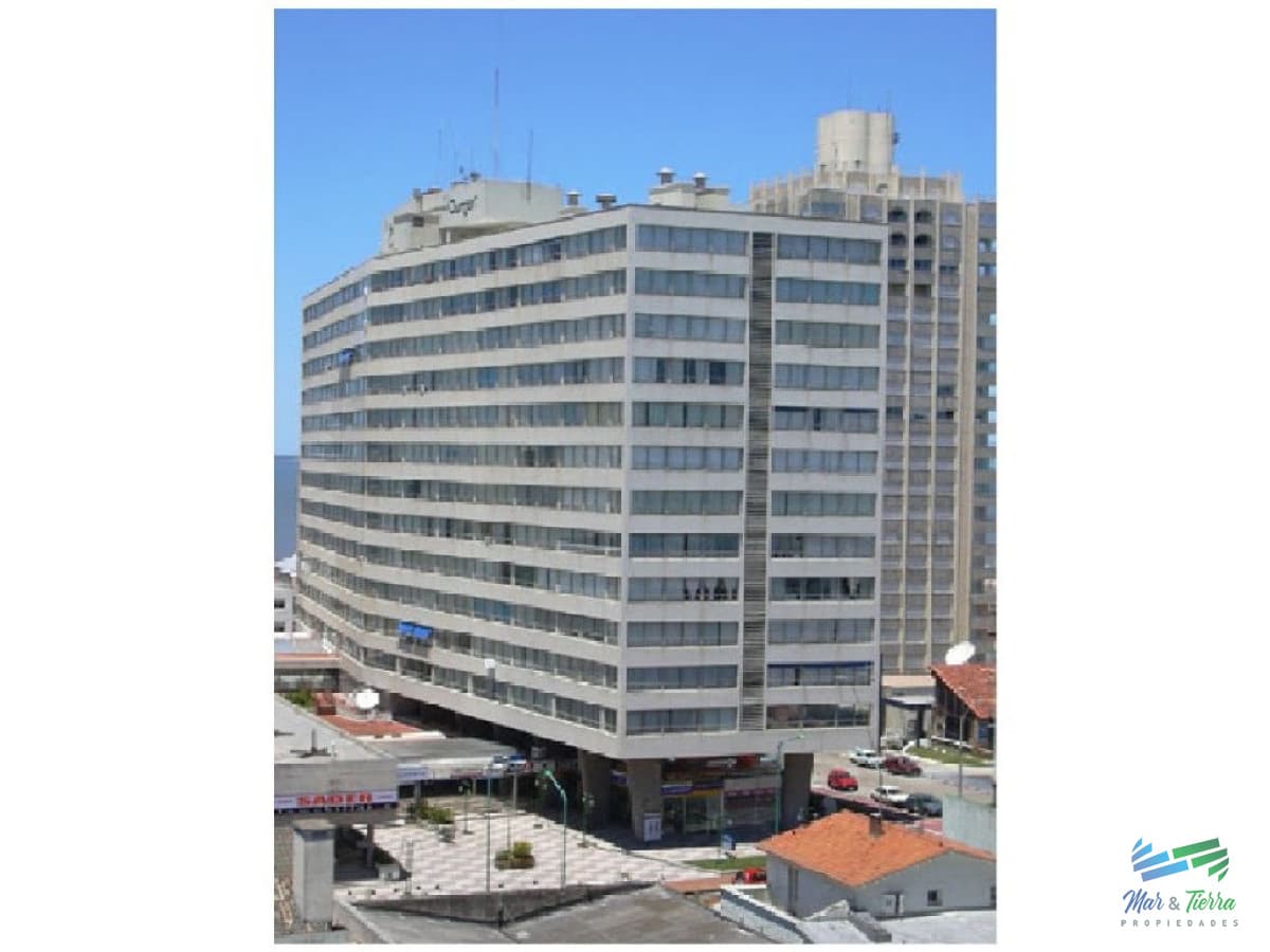 Apartamento en Peninsula, 2 dormitorios *