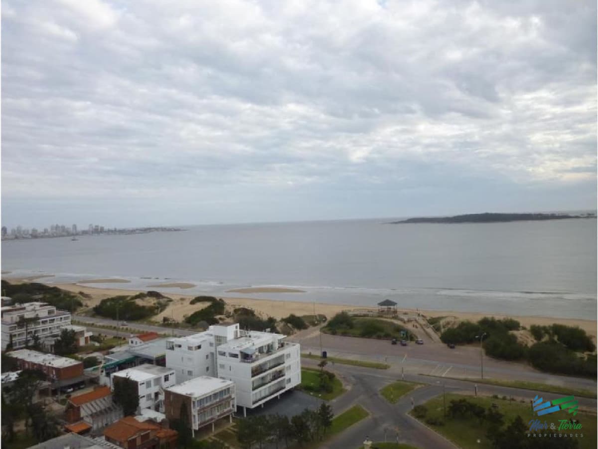 Apartamento en Mansa, 3 dormitorios *