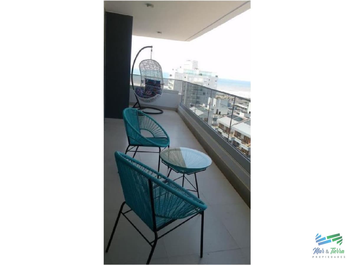 Apartamento en Brava, 2 dormitorios *