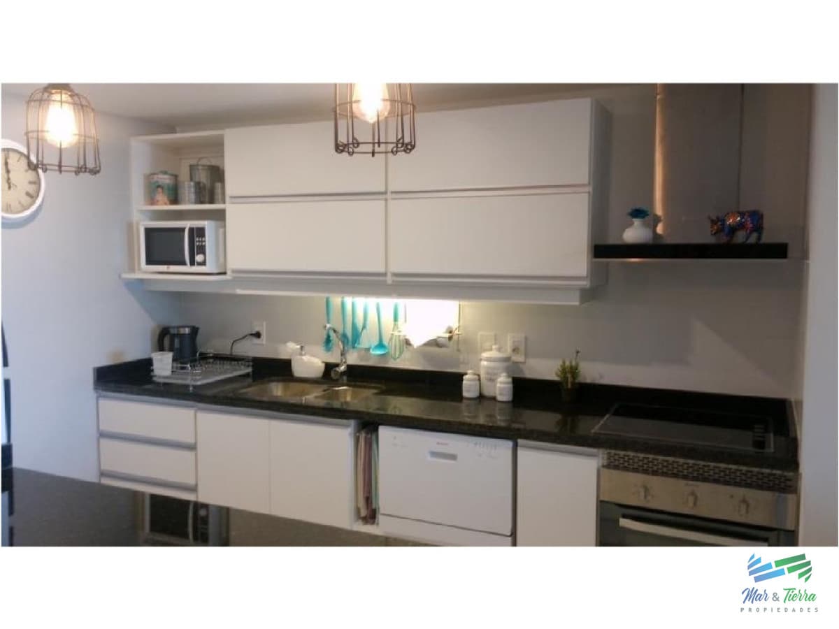 Apartamento en Brava, 2 dormitorios *