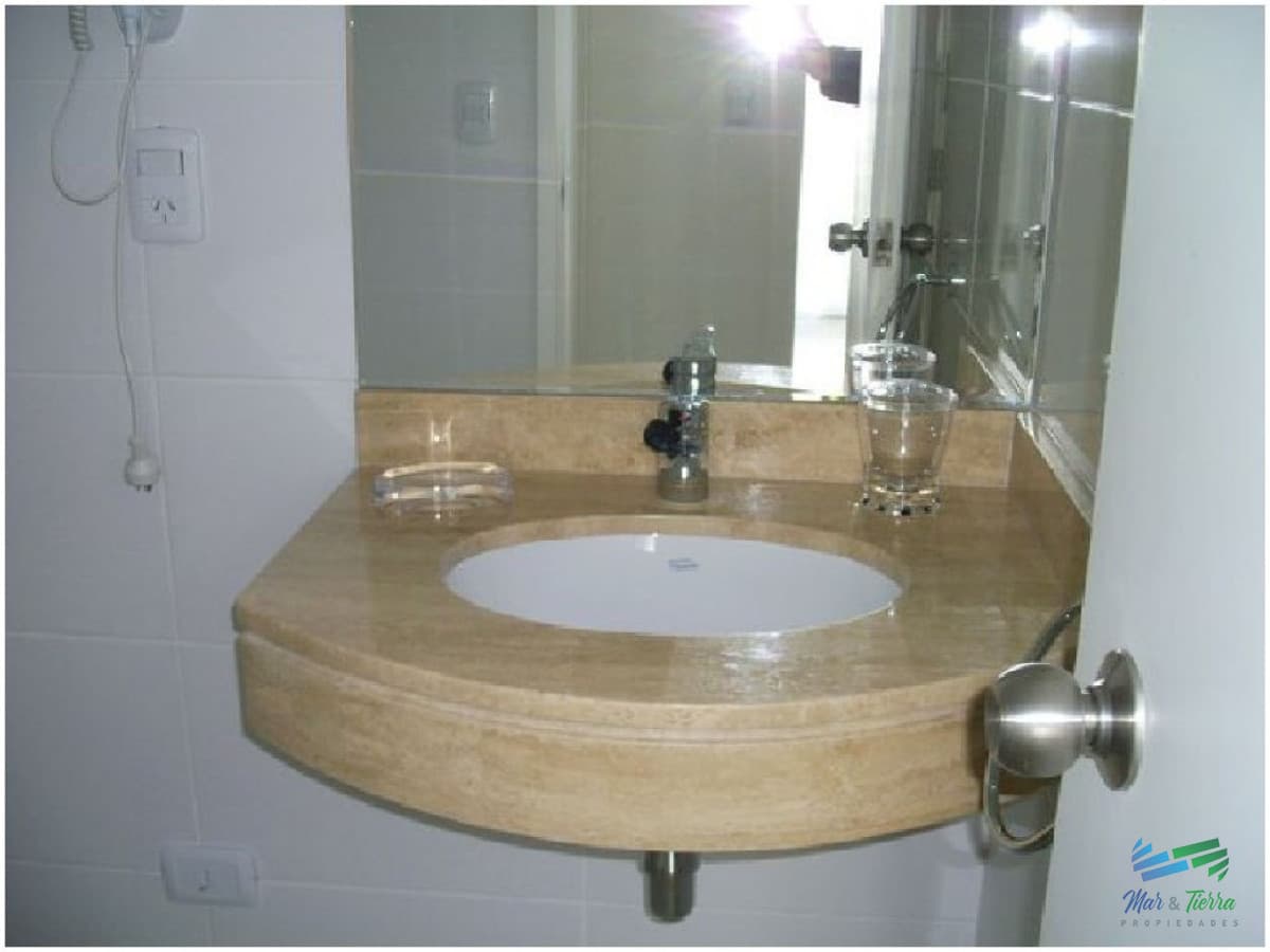 Apartamento en Brava, 2 dormitorios *