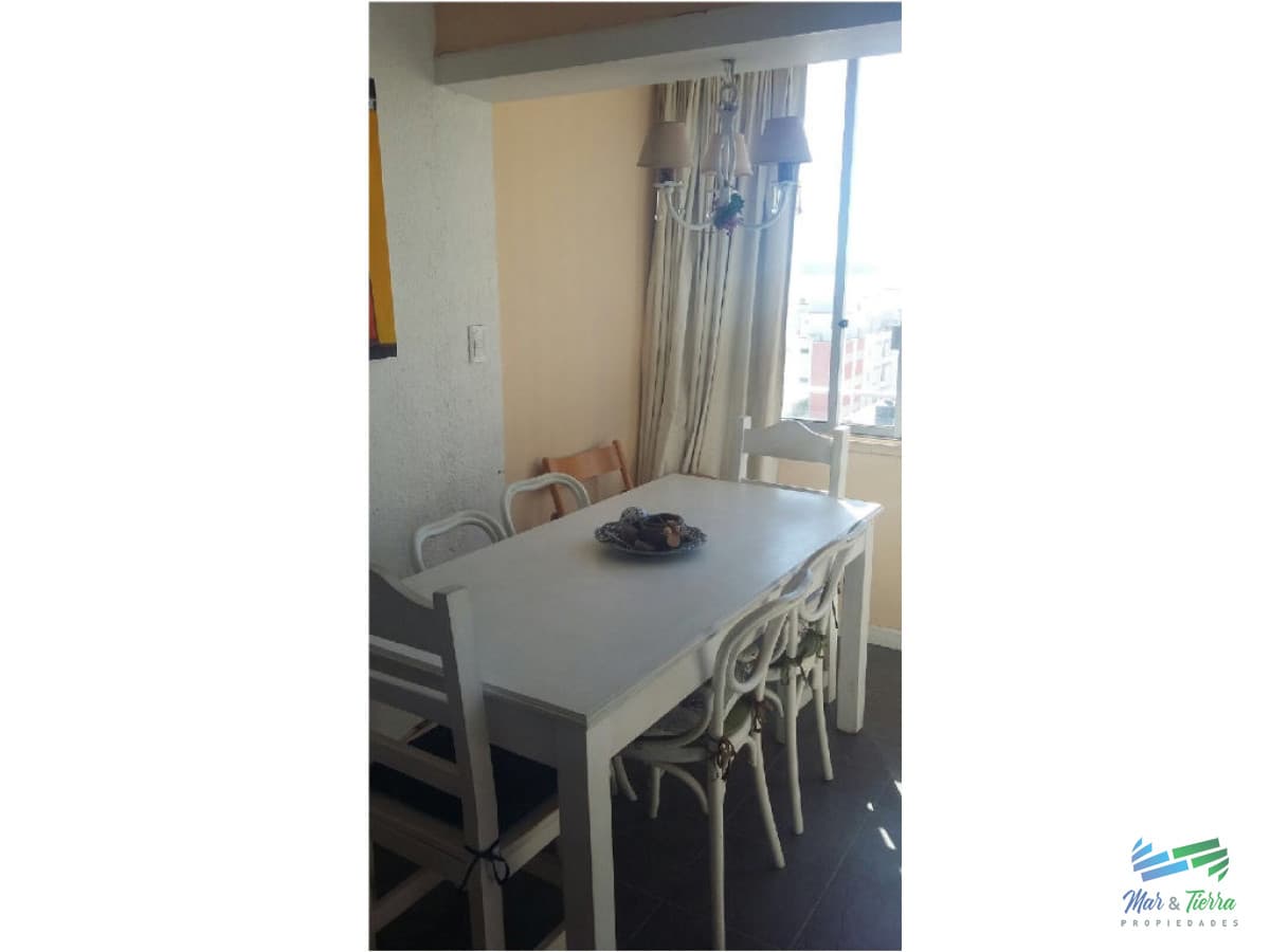 Hermoso apartamento con espectacular vista al mar (mansa- Isla de Gorriti).
