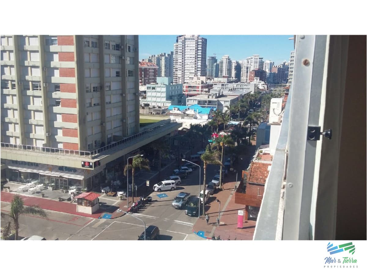 Hermoso apartamento con espectacular vista al mar (mansa- Isla de Gorriti).