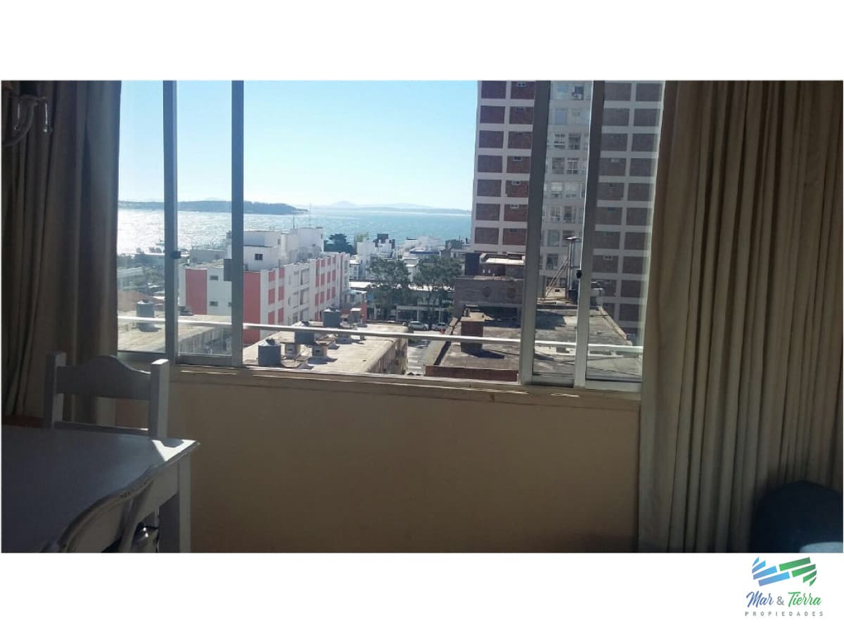 Hermoso apartamento con espectacular vista al mar (mansa- Isla de Gorriti).