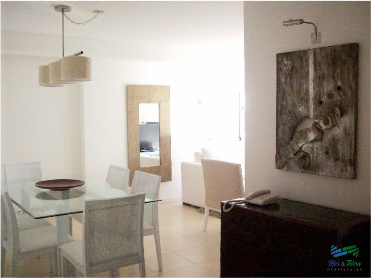 Apartamento de 2 dormitorios con excelente vista,Punta del Este