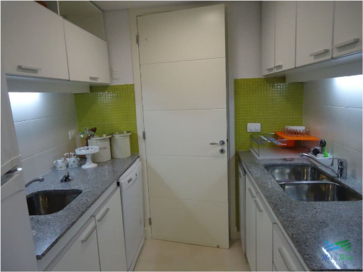 Apartamento de 2 dormitorios ,Punta del Este