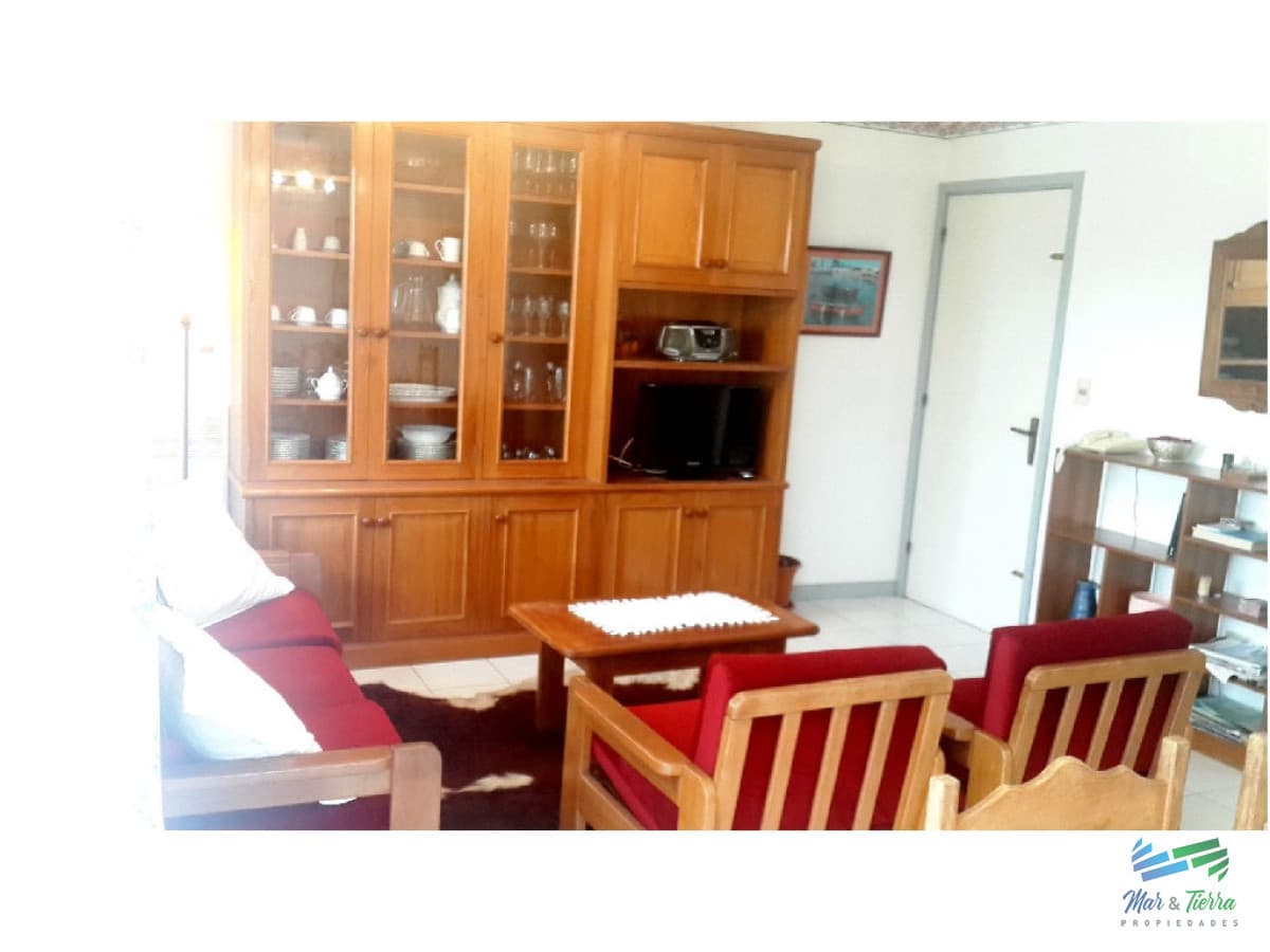 Apartamento en Brava, 2 dormitorios *
