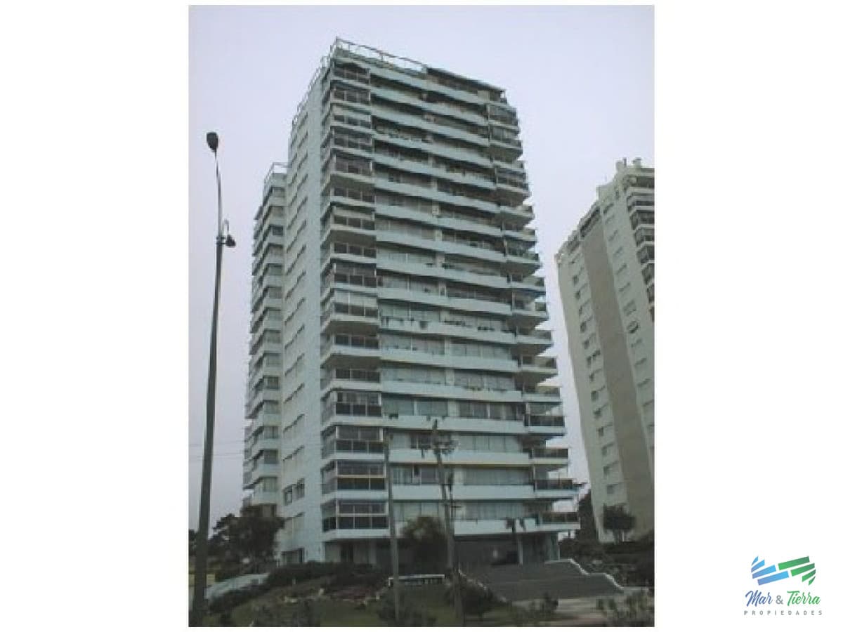 Apartamento en Mansa, 3 dormitorios *