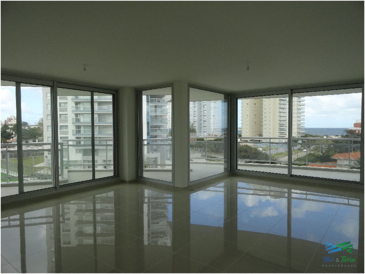 Apartamento en Mansa, 3 dormitorios *