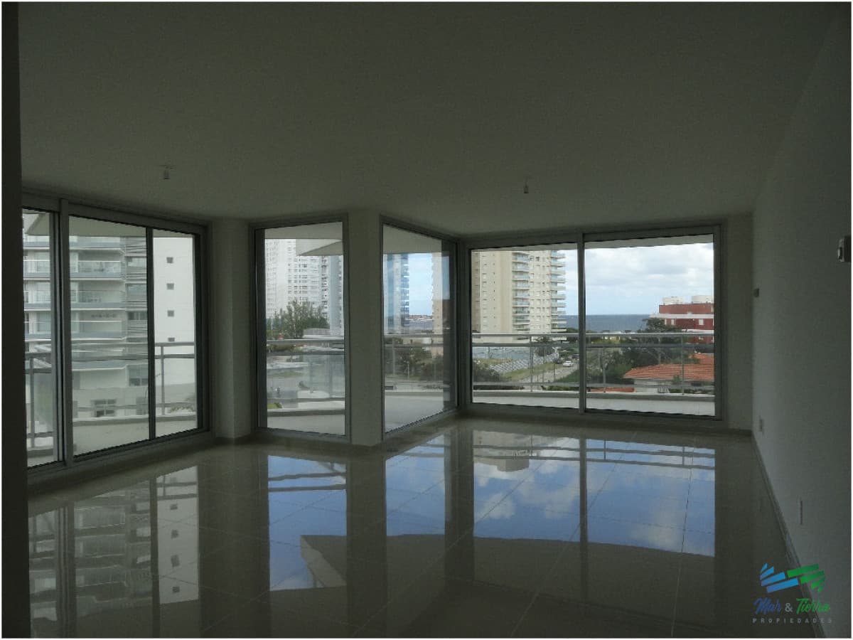 Apartamento en Mansa, 3 dormitorios *