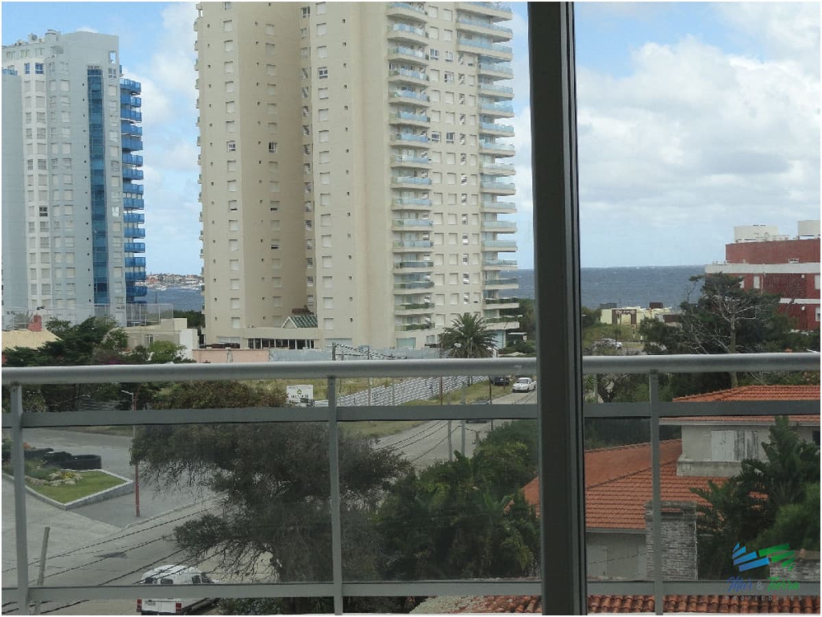 Apartamento en Mansa, 3 dormitorios *
